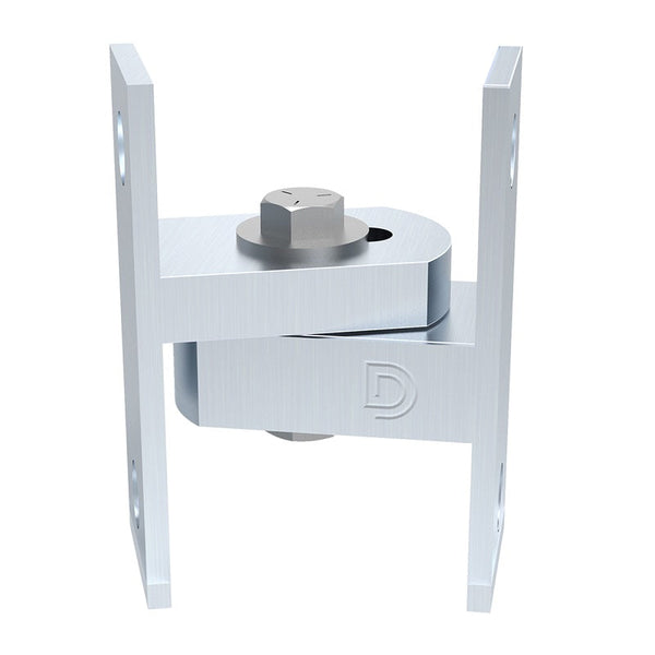 D&D Technologies virinami vyriai.